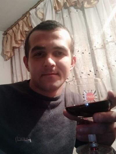  ,   Leonid, 31 ,     , c 