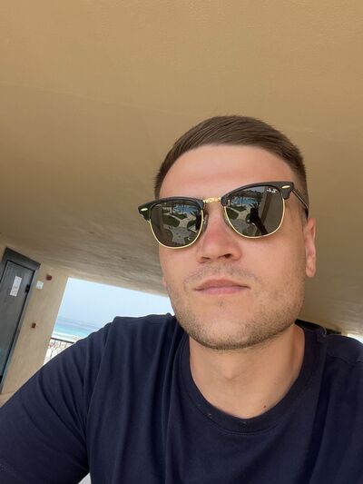  ,   Tony, 28 ,   ,   