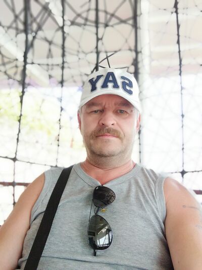  ,   Anatolij, 62 ,   