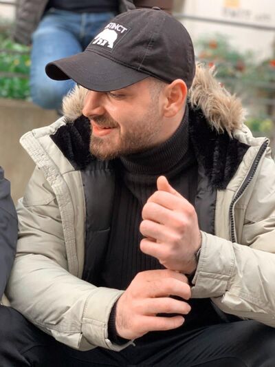  ,   Mehmet, 32 ,   