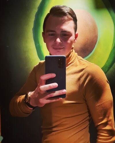  --,   Konstantin, 32 ,   ,   