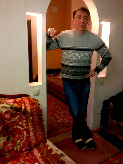  ,   Volodya, 52 ,   ,   , c , 
