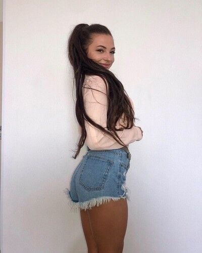  ,   Kassandra, 28 ,   ,   , c , 