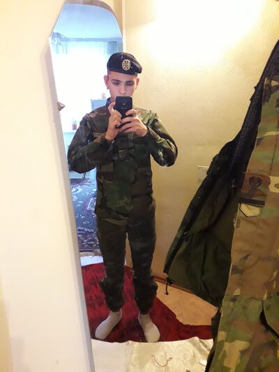  ,   Sergei, 27 ,   ,   , c 
