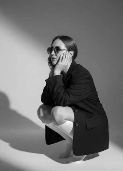  ,   Valeria, 26 ,   c 