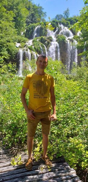  Buk,   Viktor, 45 ,   ,   , c 
