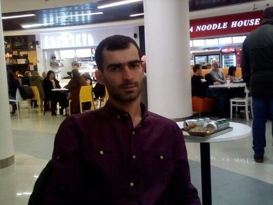  ,   Gio, 33 ,   ,   , c 