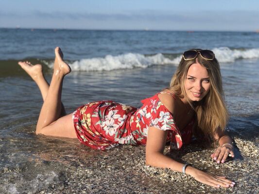  ,   Oleksandra, 39 ,     , c 