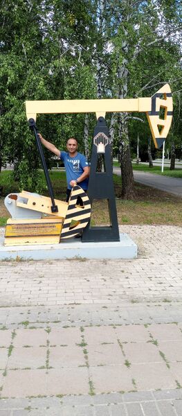  ,   Denis, 40 ,     , c 