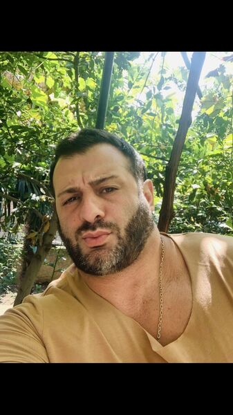  ,   Jio, 39 ,   ,   