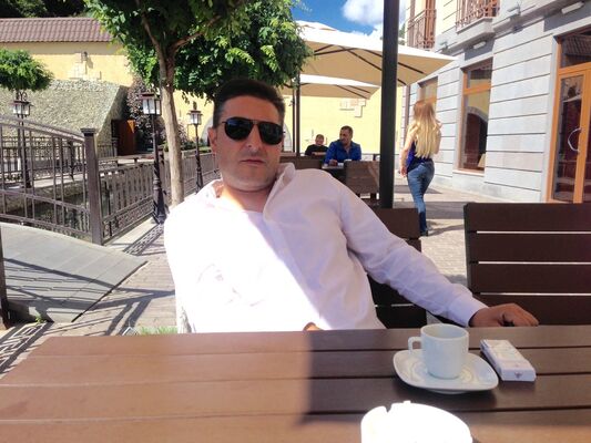  ,   Xxx, 46 ,  