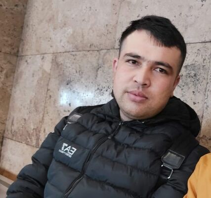  -,   Ali, 33 ,   ,   , c 
