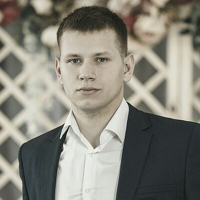  ,   Alex, 30 ,   ,   , c , 