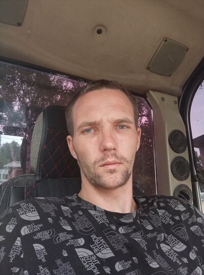  -,   Vladimir, 27 ,   ,   , c , 