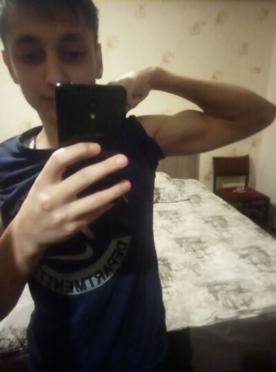  ,   Narek, 23 ,   ,   , c 