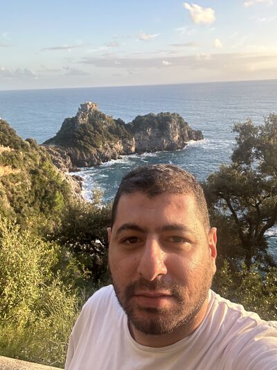  ,   Arthur, 37 ,   ,   