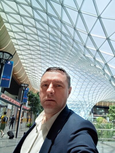  ,   Alex, 40 ,   c 