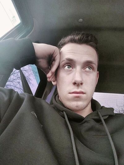  ,   Denis, 22 ,   ,   