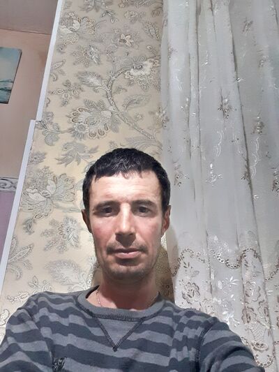  ,   Mihai, 42 ,   c 