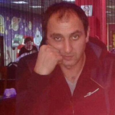 ,   Artur, 39 ,   ,   