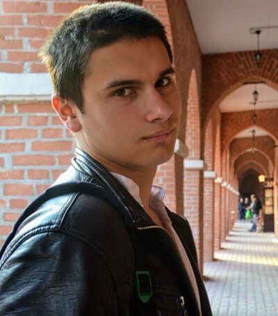  ,   Anton, 29 ,   ,   