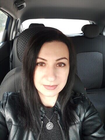  ,   Leila, 43 ,   ,   