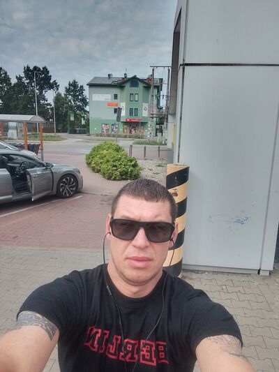  Zabki,   Artem, 27 ,   ,   