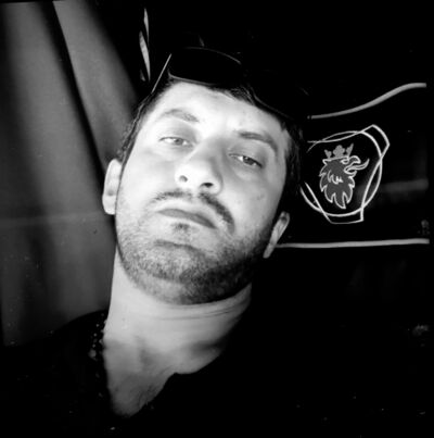  ,   Zaza, 32 ,   ,   