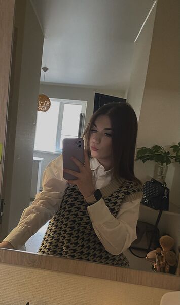  ,   Alina, 21 ,  