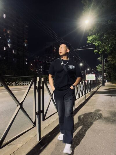  ,   Trung, 23 ,   ,   