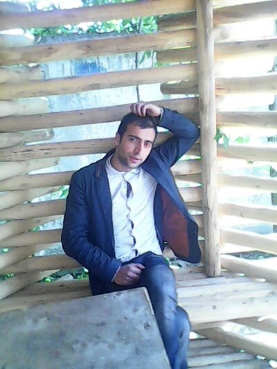 ,   Hovo, 33 ,   ,   