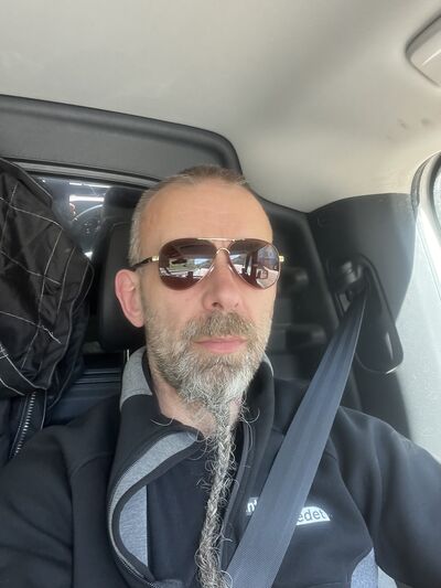  Askim,   Denis, 48 ,   ,   , c 