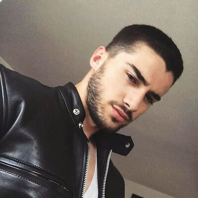  ,   Mystafa, 37 ,   ,   
