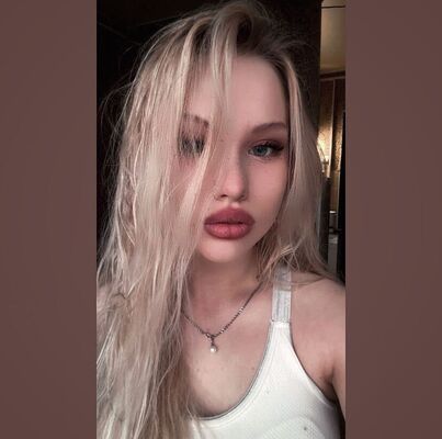  ,   Ariadna, 21 ,   ,   