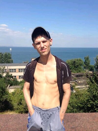  ,   Vasiliy, 32 ,   ,   , c 