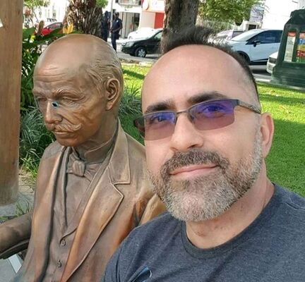  ,   Berkant, 60 ,   ,   