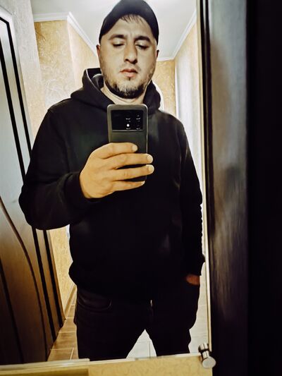  ,   Ravil, 31 ,   ,   
