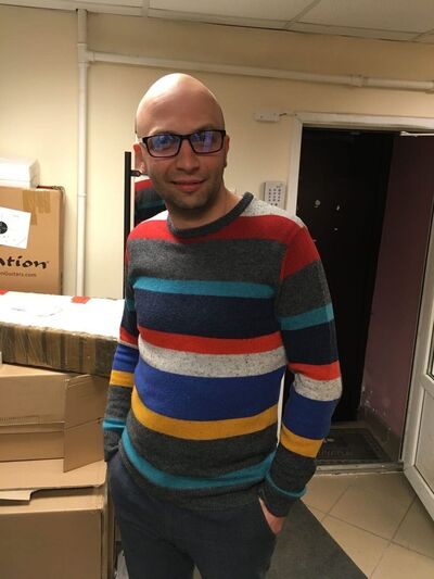  -,   Alex, 43 ,   c , 