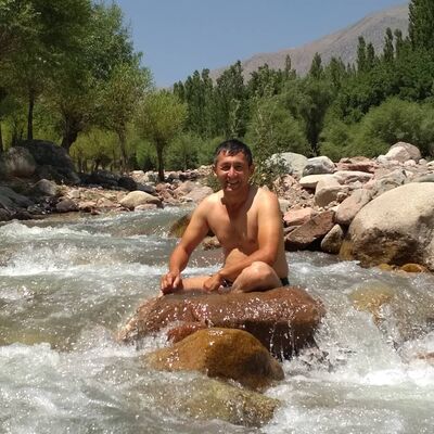  ,   Raxmatjon, 48 ,   ,   , c 