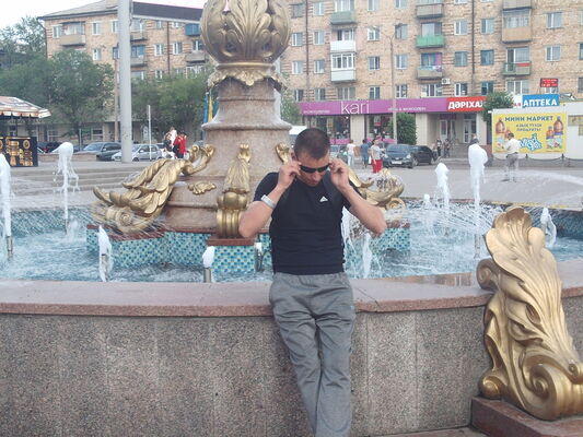  ,   Garik, 30 ,  