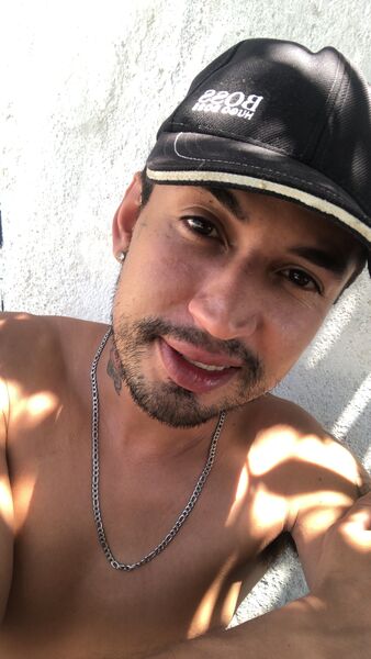  Santa Ysabel,   Lucas, 31 ,   ,   