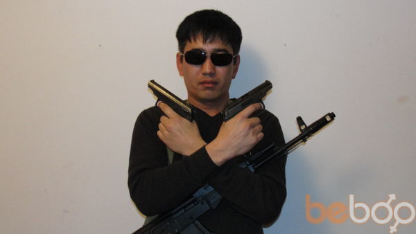  ,   MAN in black, 46 ,     , c , 