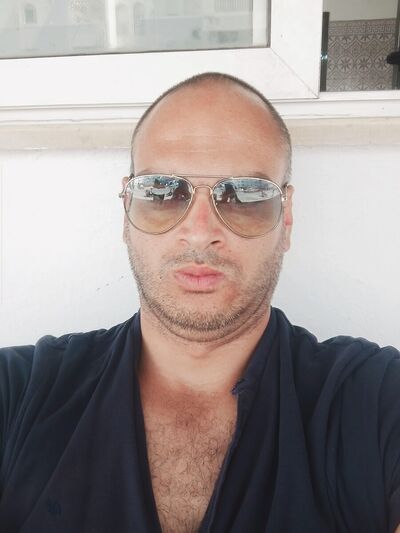  ,   Ayman, 39 ,   ,   , c , 