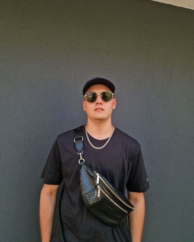  ,   Rodion, 23 ,   ,   , 