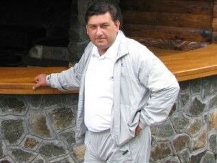  10657316  DIMON, 47 ,    
