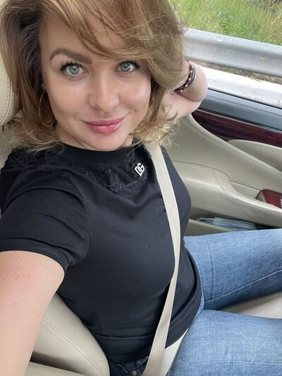  Antibes,   Alina, 39 ,     , c 