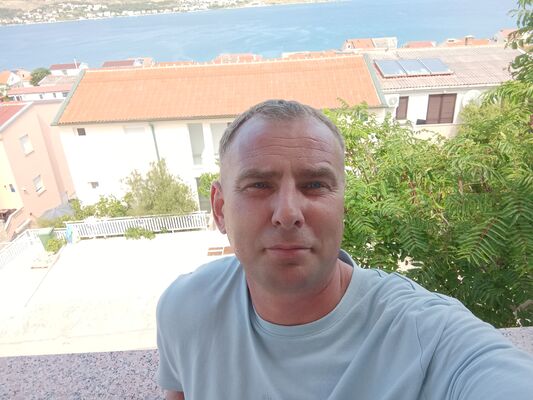 Warszawa,   , 44 ,   ,   , c , 