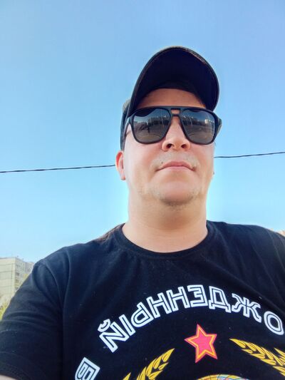  ,   Artyom, 41 ,   ,   