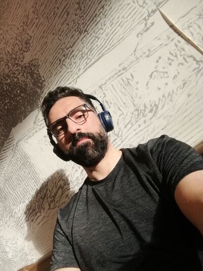  ,   Nizar, 41 ,   ,   