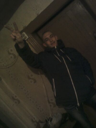  ,   Anton, 31 ,   ,   